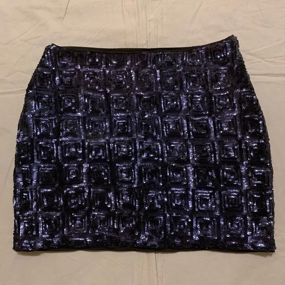 DRESS‎ THE POPULATION Sequin Mini Skirt in Navy Blue - Picture 1 of 4